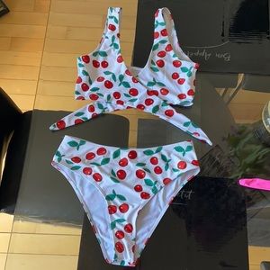 maillot de bain cerise 🍒